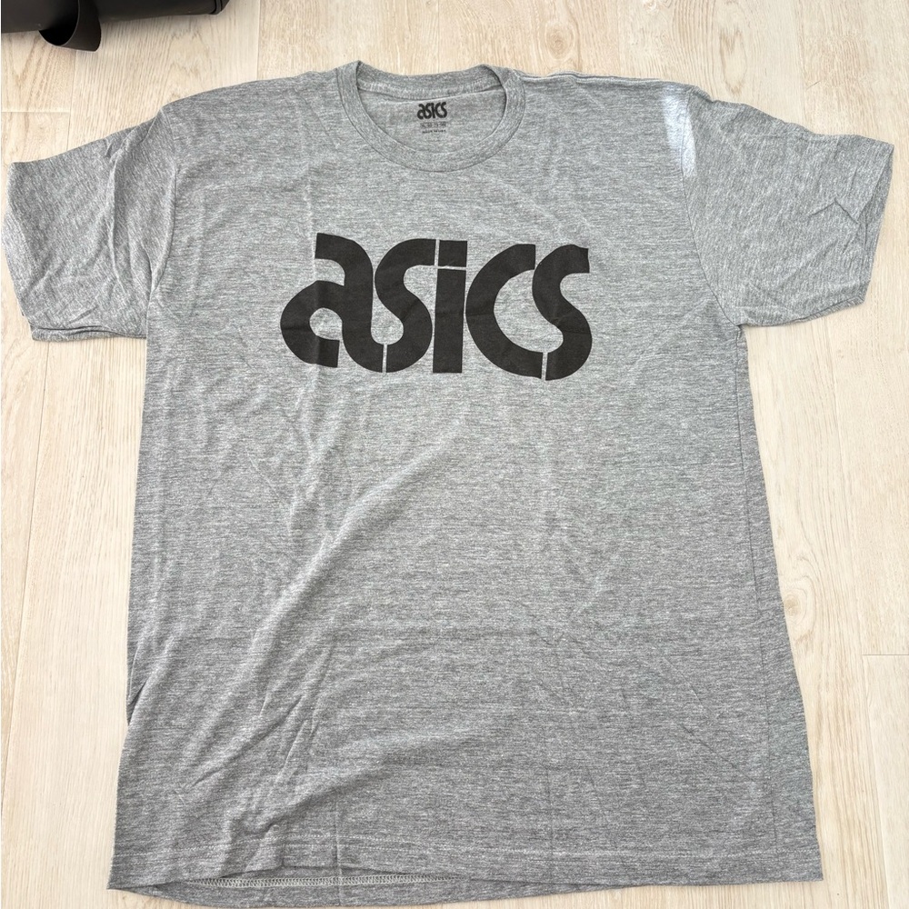 ASICS Men's Gray T-Shirt Brand New XL